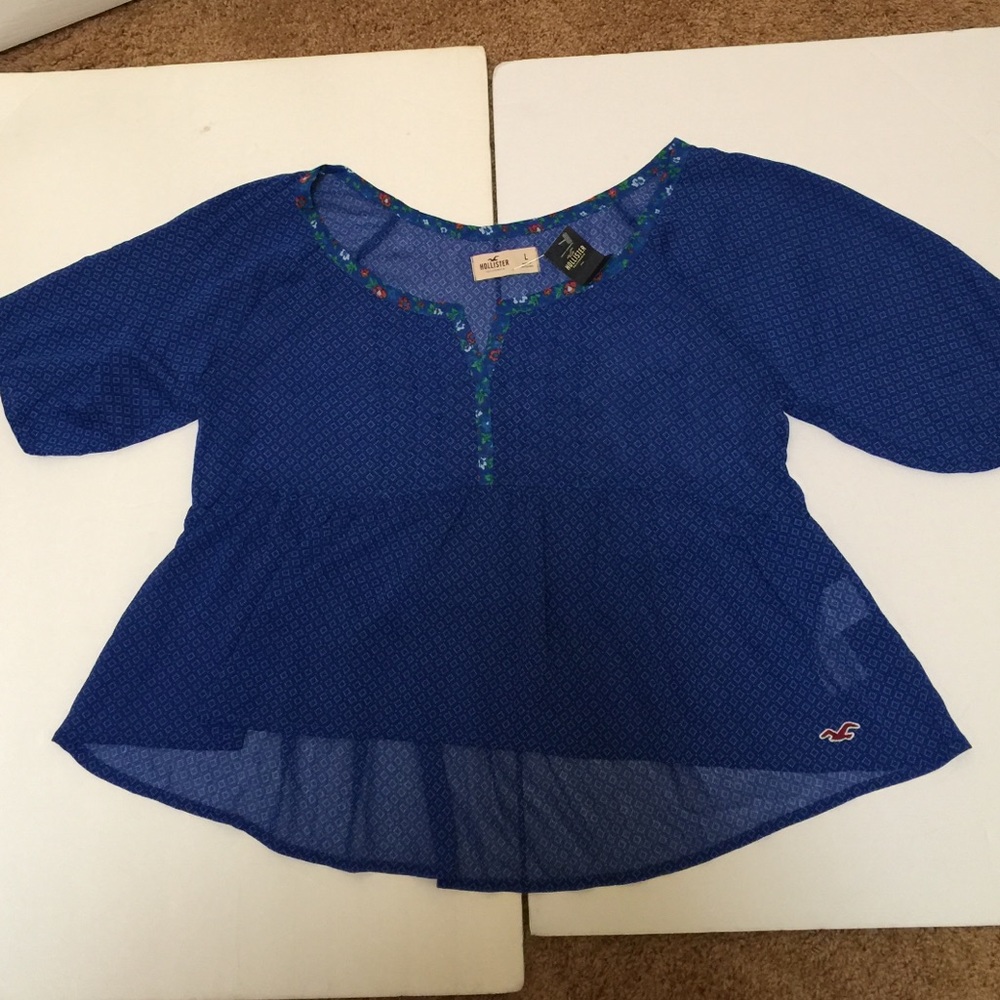 Hollister short sleeve blouse size large